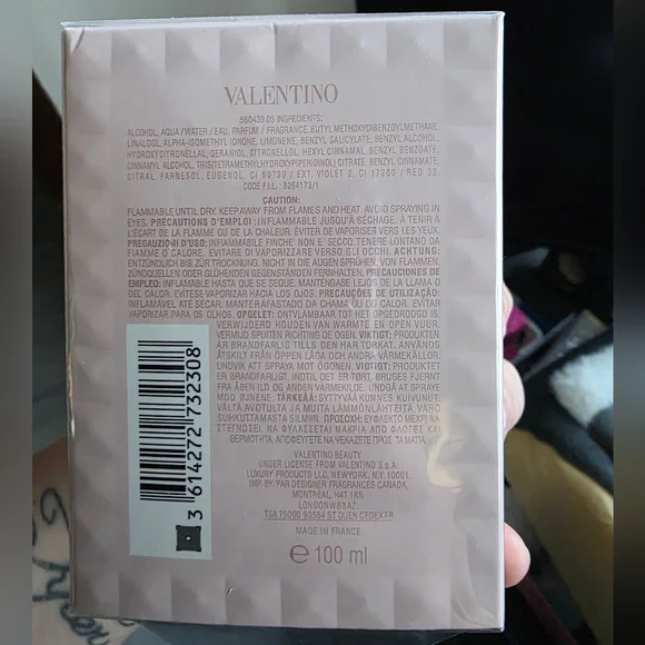 Valentino Blush Pink Fragrance Box - Picture 3 of 3